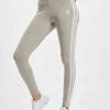Adidas Originals Damen Legging 3 Stripes In Grau 2 Adidas Originals Damen Legging 3 Stripes In Grau -Modegeschäft für Damen adidas originals legging grau 867683