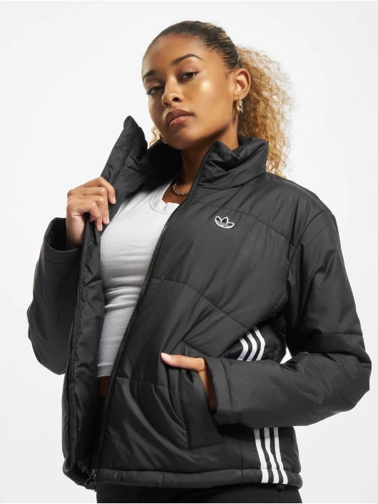 Adidas Originals Damen Puffer Jacket Short In Schwarz 3 Adidas Originals Damen Puffer Jacket Short In Schwarz
