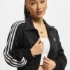 Adidas Originals Damen Übergangsjacke Track Top In Schwarz 1 Adidas Originals Damen Übergangsjacke Track Top In Schwarz -Modegeschäft für Damen adidas originals uebergangsjacke schwarz 872130