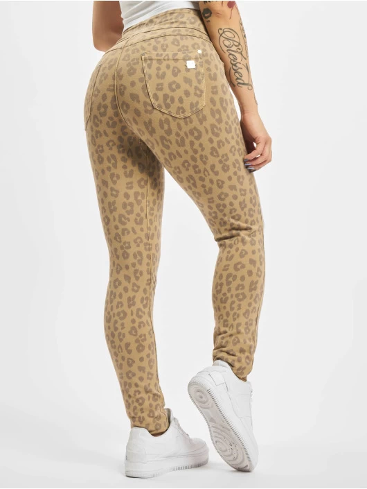 Freddy Damen Skinny Jeans Now Regular Cotton Medium Waist In Beige 3 Freddy Damen Skinny Jeans Now Regular Cotton Medium Waist In Beige