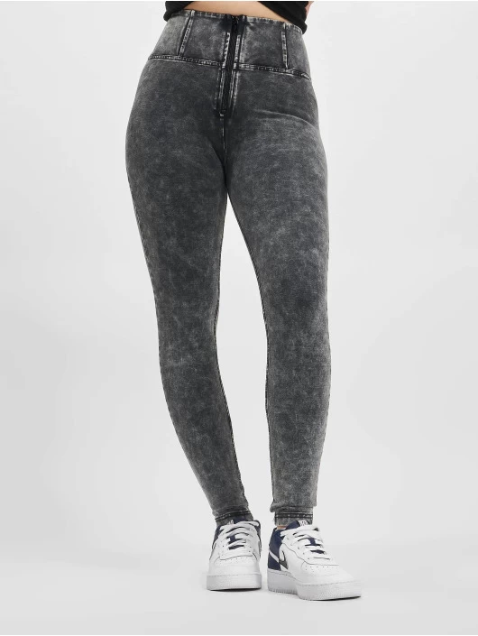 Freddy Damen Skinny Jeans WR.UP® Eco In Schwarz 4 Freddy Damen Skinny Jeans WR.UP® Eco In Schwarz – Bild 2