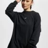 Nike Damen Longsleeve Nsw Essential In Schwarz -Modegeschäft für Damen nike longsleeve schwarz 981631