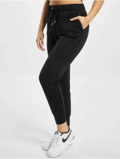 ONLY Damen Chino OnlPoptrash Easy Relax In Schwarz