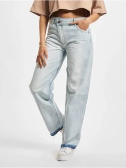 Pegador Damen Loose Fit Jeans Shaw Asymmetrical In Blau