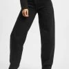 Pegador Damen Loose Fit Jeans Shaw Asymmetrical Loose In Schwarz