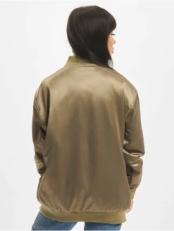 URBAN CLASSICS Damen Bomberjacke Ladies Oversized Satin In Olive 5 URBAN CLASSICS Damen Bomberjacke Ladies Oversized Satin In Olive -Modegeschäft für Damen urban classics bomberjacke olive 861018 1