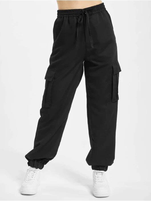 URBAN CLASSICS Damen Cargohose Viscose Twill In Schwarz 3 URBAN CLASSICS Damen Cargohose Viscose Twill In Schwarz
