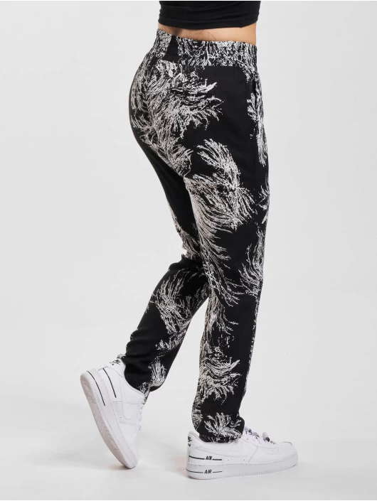 URBAN CLASSICS Damen Chino Ladies Beach In Schwarz 4 URBAN CLASSICS Damen Chino Ladies Beach In Schwarz – Bild 2