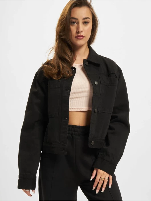 URBAN CLASSICS Damen Jeansjacken Ladies Short Boxy Worker In Schwarz 3 URBAN CLASSICS Damen Jeansjacken Ladies Short Boxy Worker In Schwarz