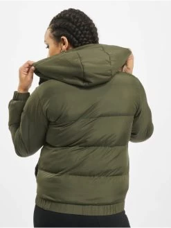 Titelseite -Modegeschäft für Damen urban classics puffer jacket olive 399893 1
