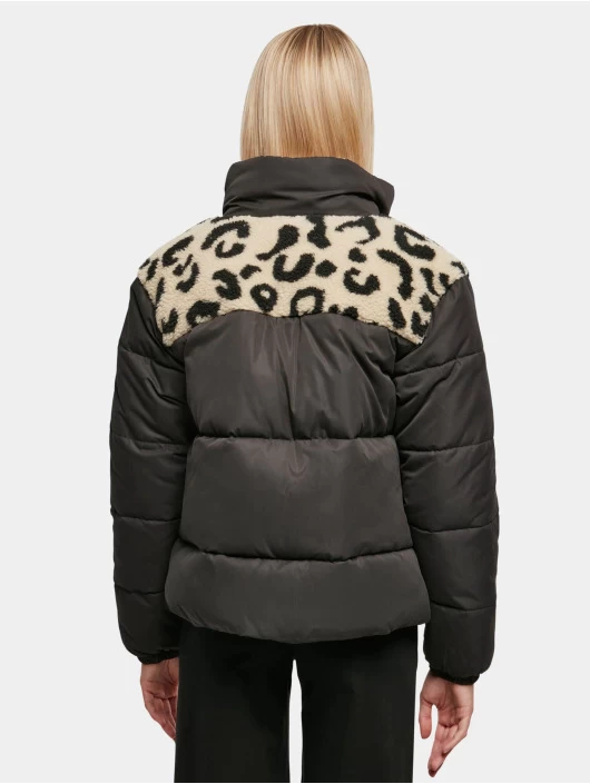 URBAN CLASSICS Damen Puffer Jacket Ladies Aop Sherpa Mixed In Schwarz 4 URBAN CLASSICS Damen Puffer Jacket Ladies Aop Sherpa Mixed In Schwarz – Bild 2