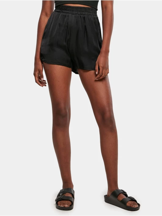 URBAN CLASSICS Damen Shorts Viscose Satin Resort In Schwarz 3 URBAN CLASSICS Damen Shorts Viscose Satin Resort In Schwarz