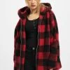 URBAN CLASSICS Damen Winterjacke Ladies Hooded Oversized Check Sherpa In Rot -Modegeschäft für Damen urban classics winterjacke rot 798732